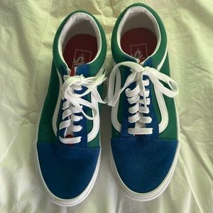 old school vans yacht club women’s 7.5